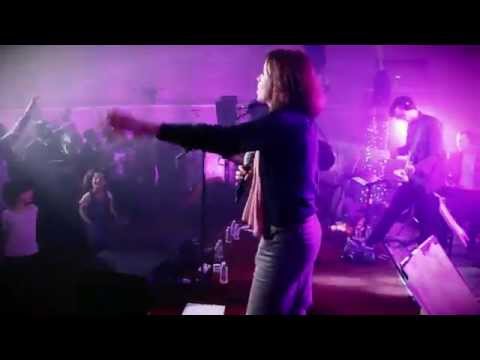 Dieu tu es fort et puissant